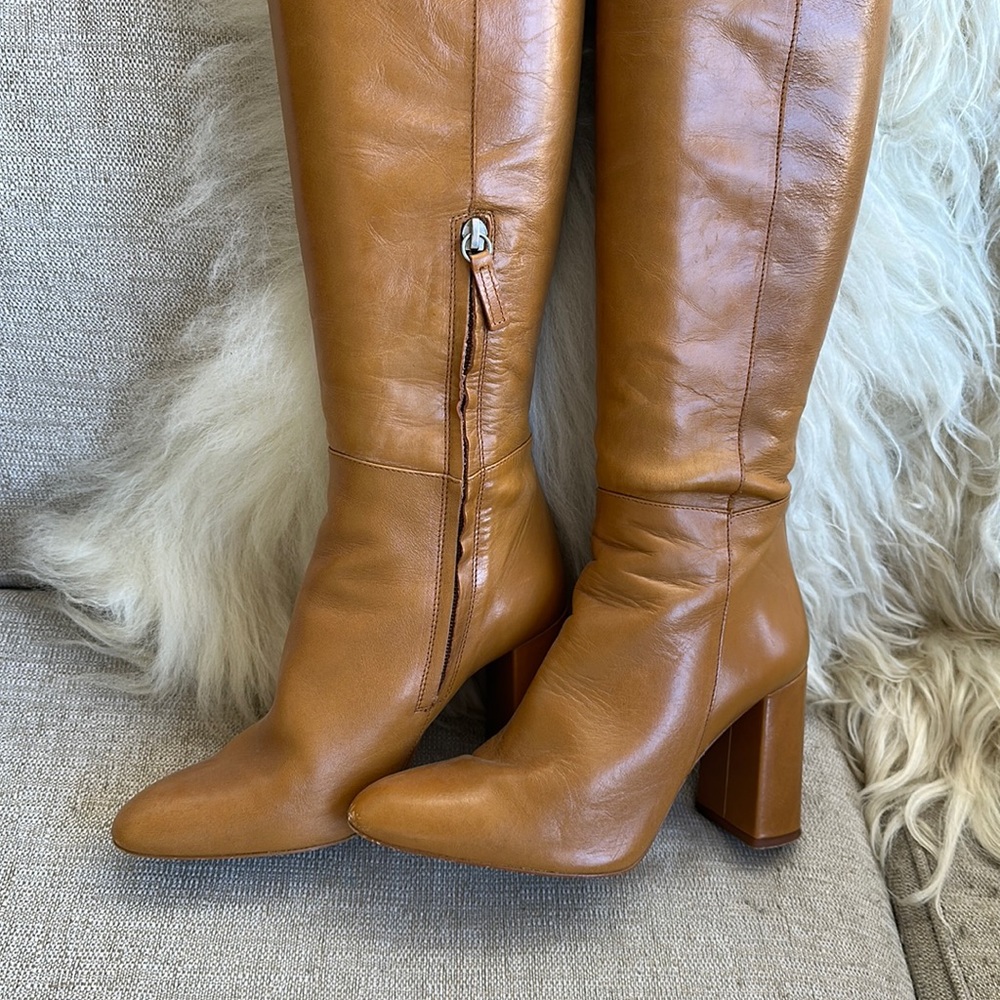 Zara boots brown wear only few times, scratches seen on photo. Size 37